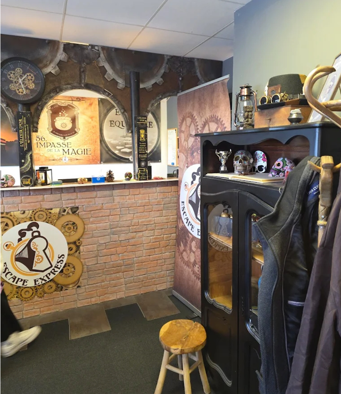 ESCAPE EXPRESS Image 2